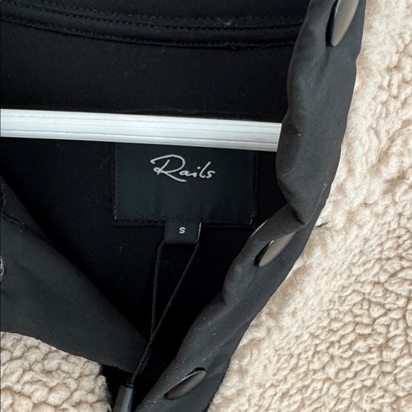 RAILS Saga Fleece Pullover size small NWT - Picture 3 of 6